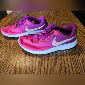 Nike Girls Tanjun